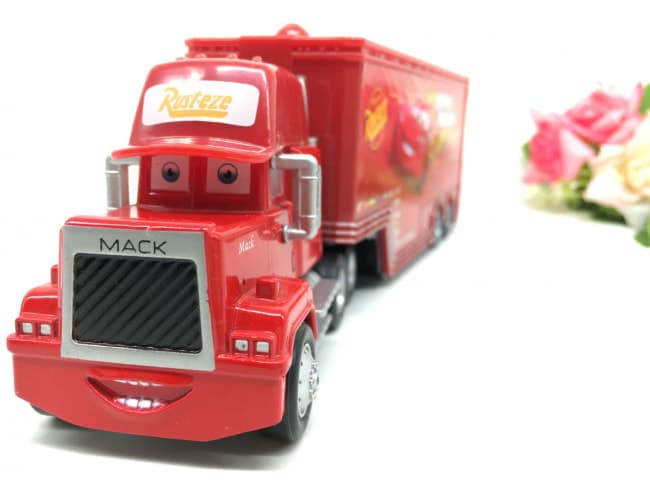 lightning mcqueen and mack toy