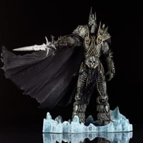 World of Warcraft Arthas Menethil The Lich King Deluxe Collector Figure