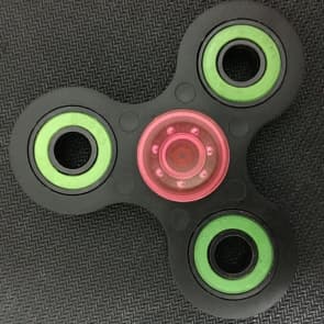 Hard Plastic Black Green Fidget Spinner