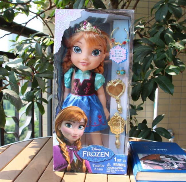 Disney Frozen Toddler Anna and Accessory Set Toy Game Shop